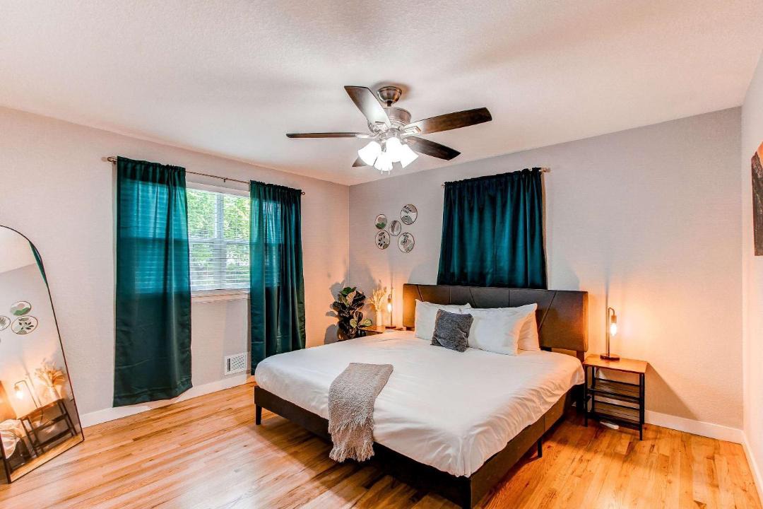 Photo of Bedroom in Northglenn
