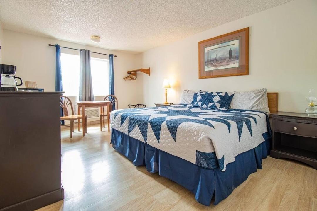 Photo of Bedroom in Manitou Springs