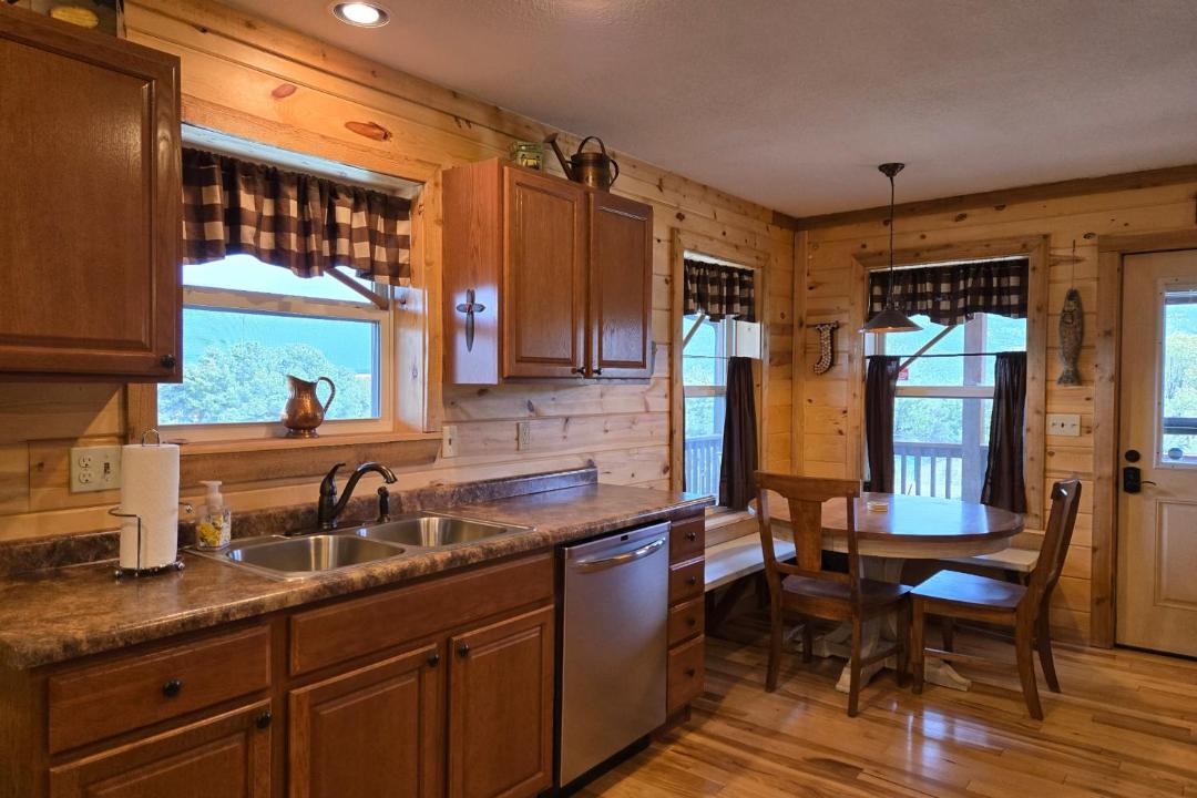 Photo of Kitchen in Alpine Village