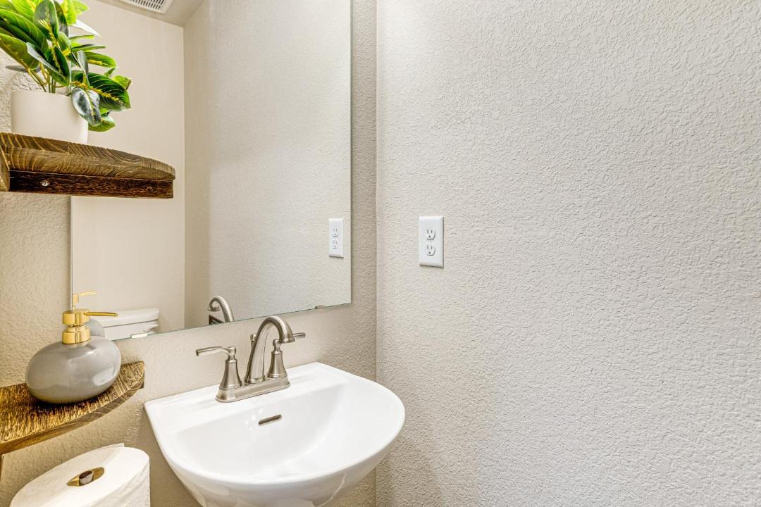 Photo of Bathroom in Gateway
