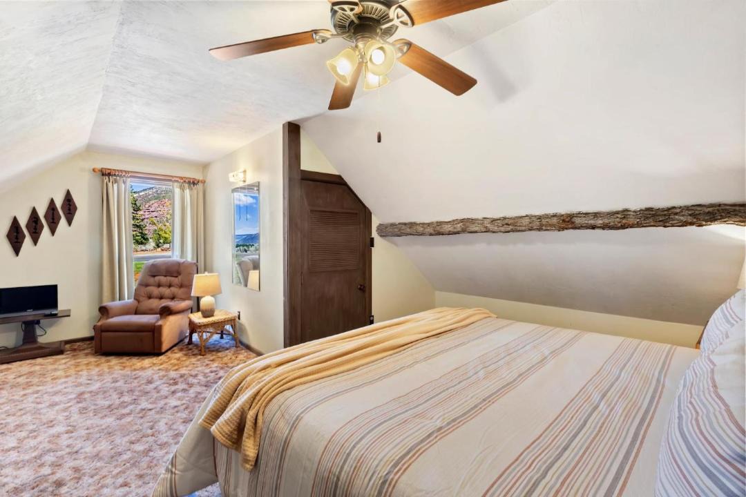 Photo of Bedroom in Ridgway
