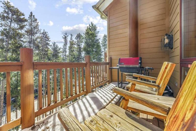 Photo of Patio Balcony in Four O'Clock