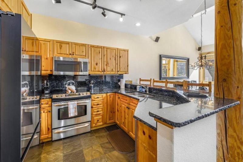 Photo of Kitchen in Four O'Clock