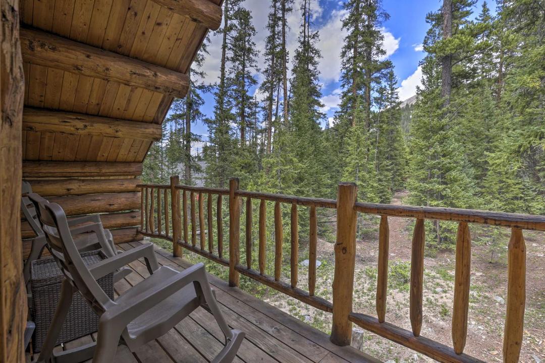 Photo of Patio Balcony in Valley of the Blue