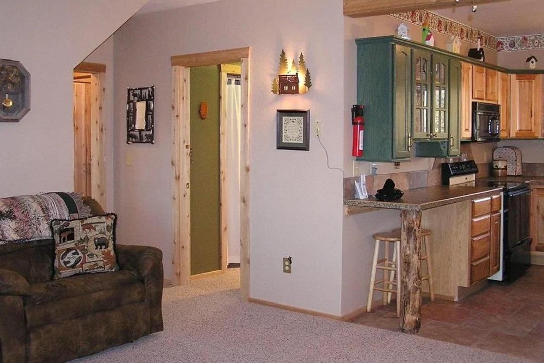 Photo of Kitchen in Drake