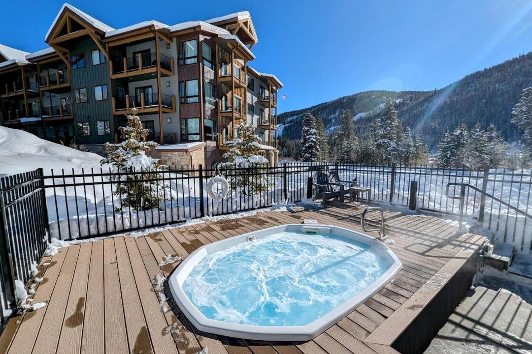 Photo of Patio Balcony in Lakeside Village