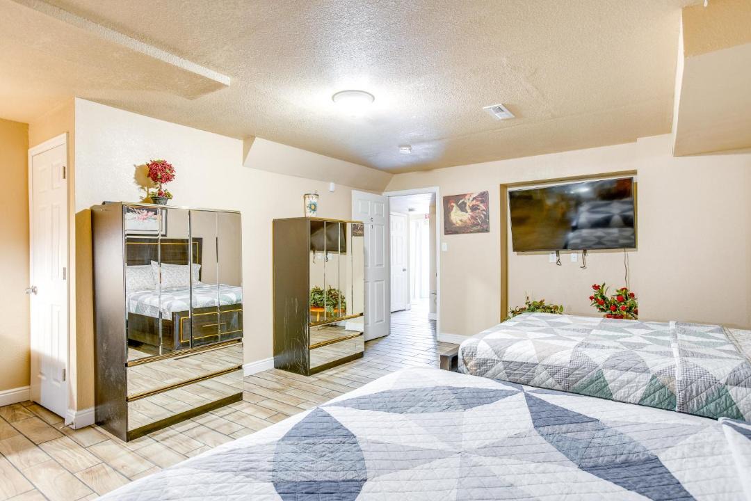 Photo of Bedroom in Dupont