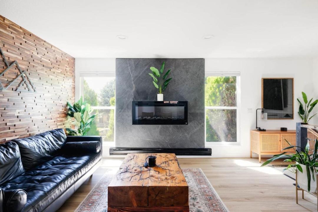 Photo of Livingroom in Thornton