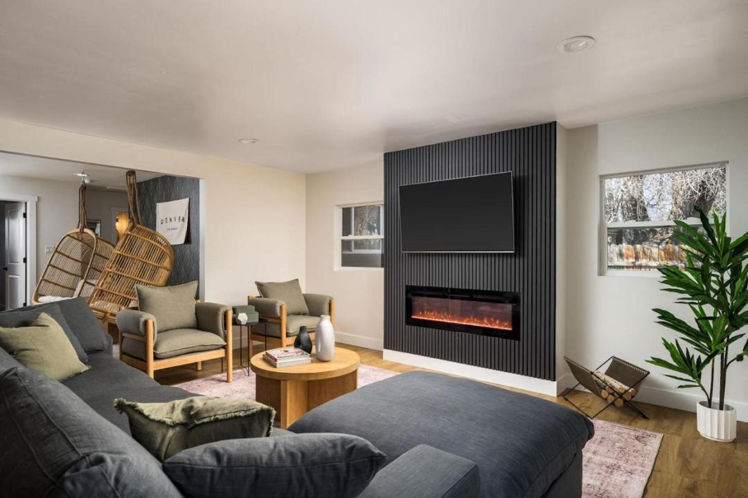 Photo of Livingroom in South Westminster