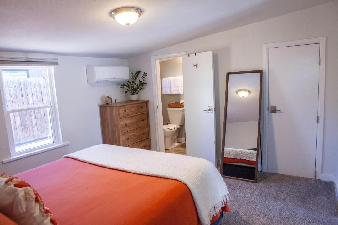 Photo of Bedroom in Berkley