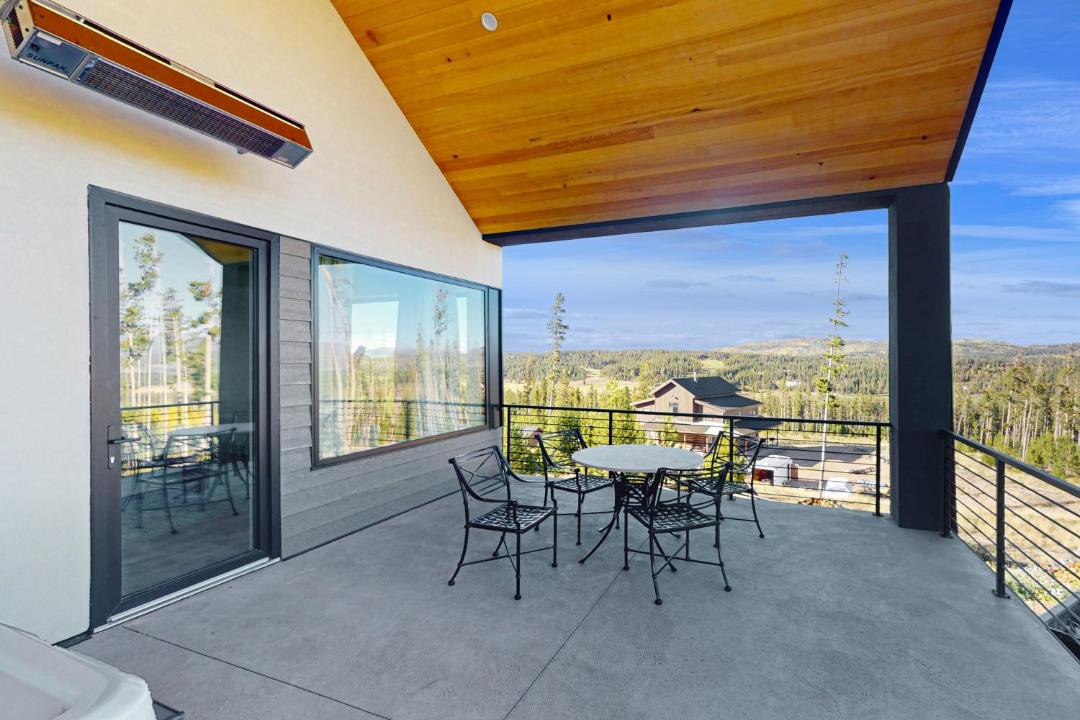 Photo of Patio Balcony in Granby