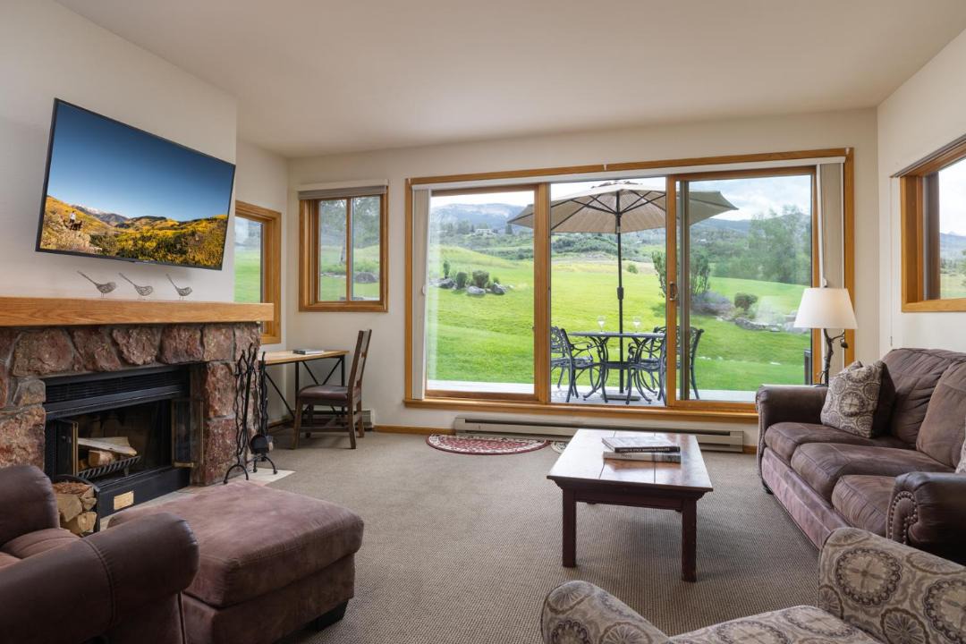 Photo of Livingroom in Snowmass Village