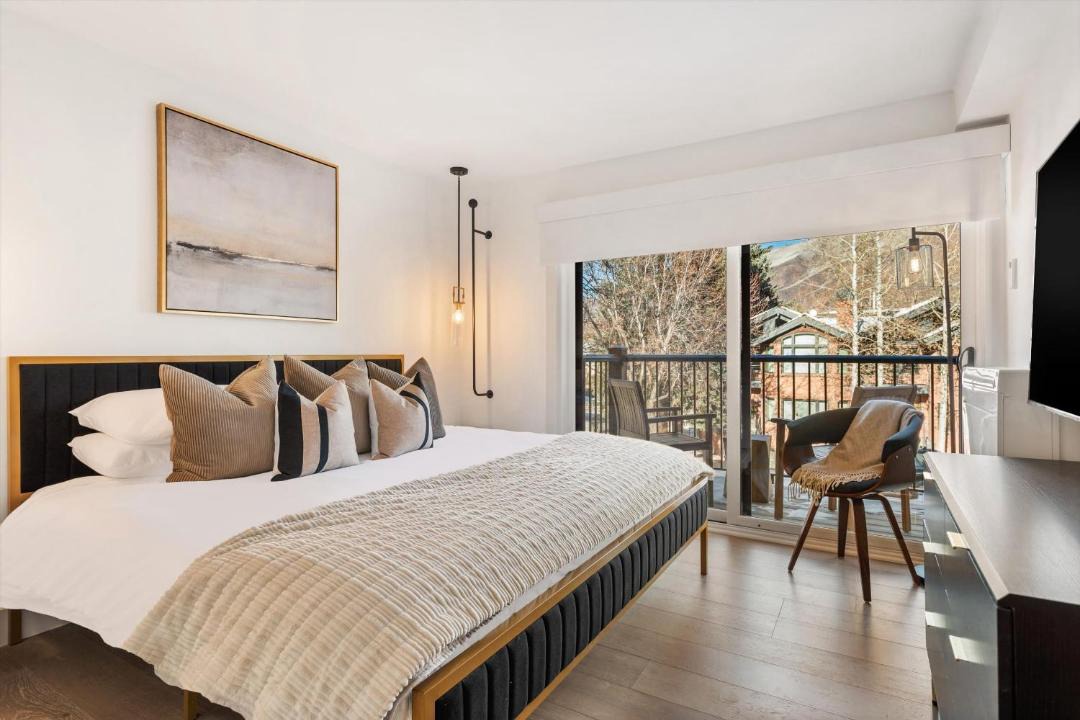 Photo of Bedroom in Downtown