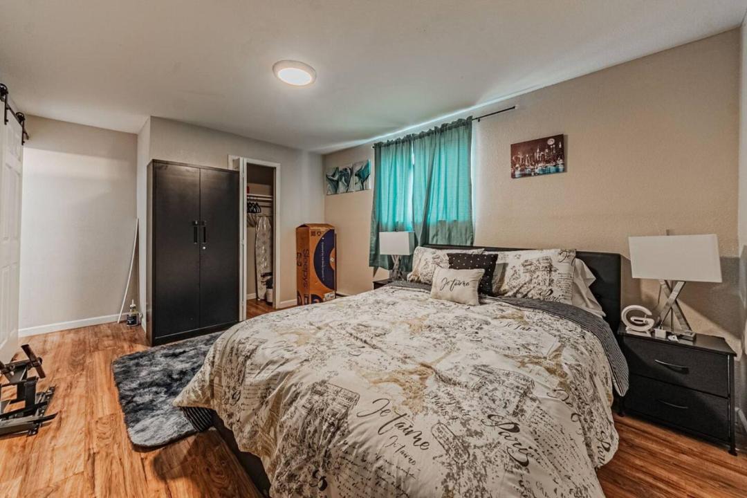 Photo of Bedroom in Northside