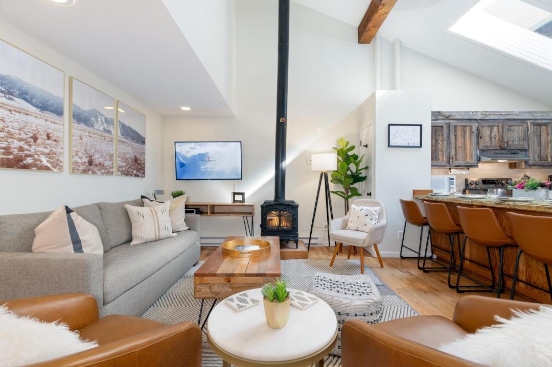 Photo of Livingroom in Telluride
