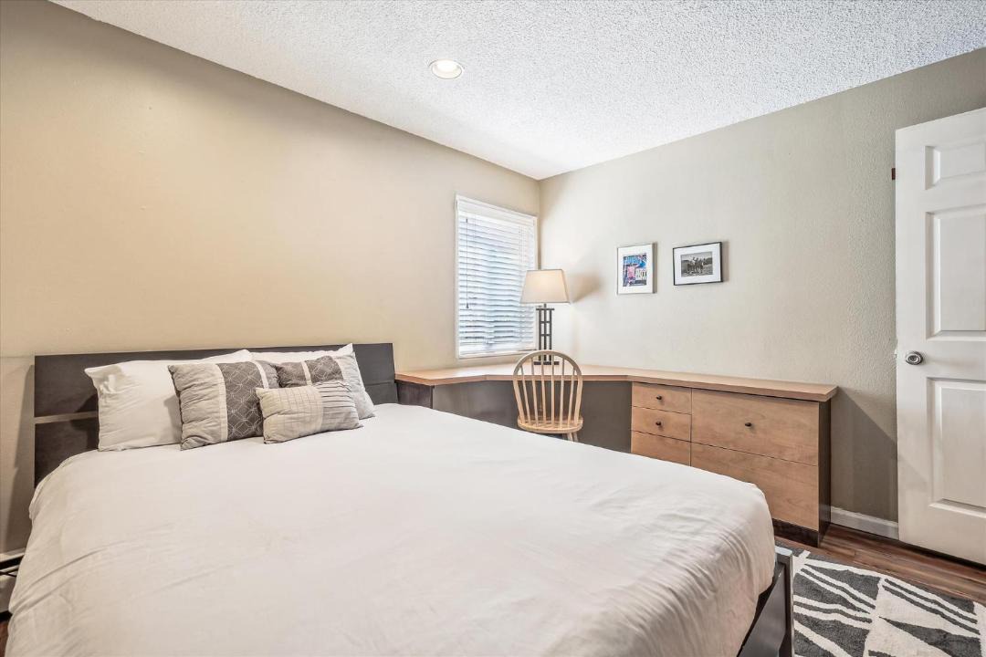 Photo of Bedroom in Historic District
