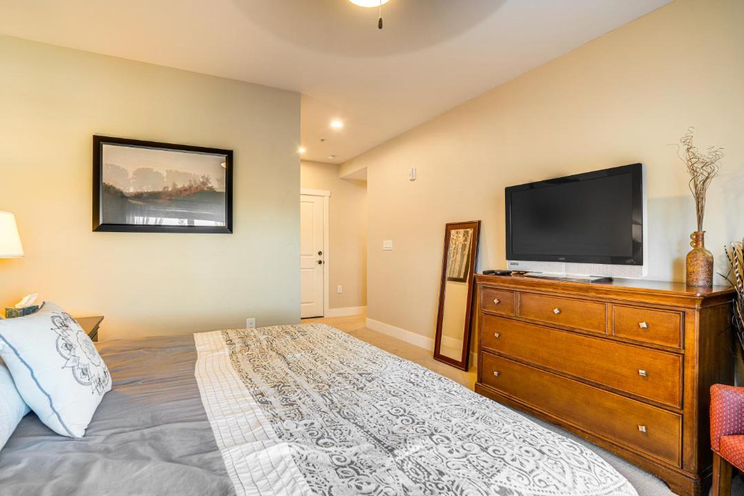 Photo of Bedroom in Silvercreek