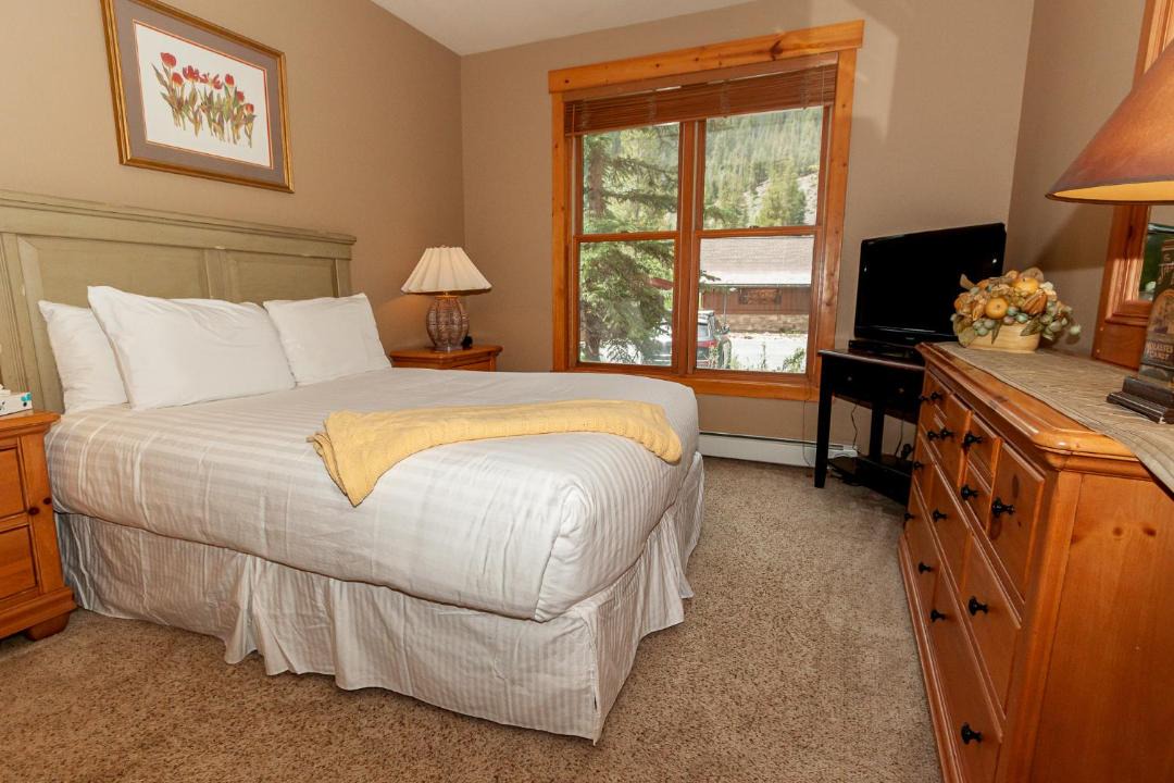 Photo of Bedroom in Keystone