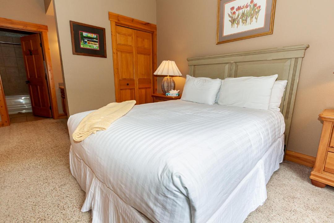 Photo of Bedroom in Keystone