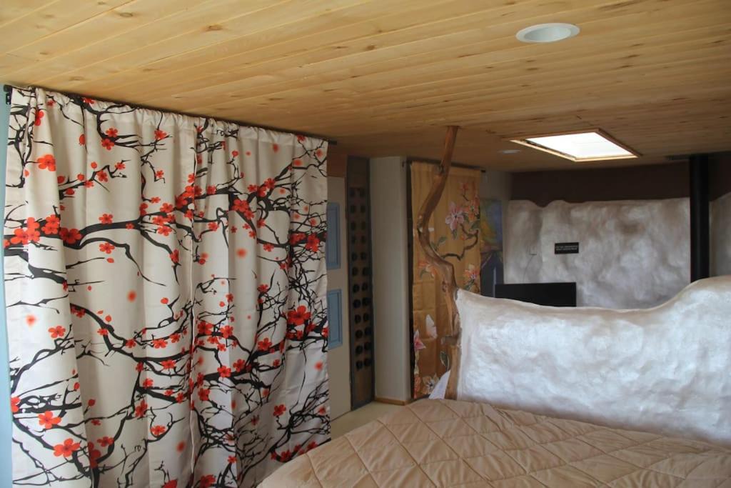 Photo of Bedroom in Crestone