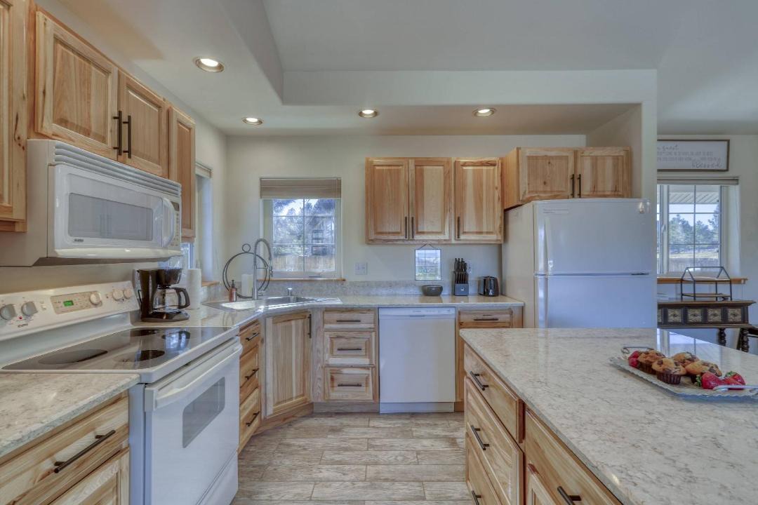 Photo of Kitchen in Lake Hatcher Park