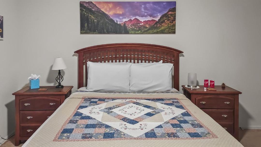 Photo of Bedroom in Montrose