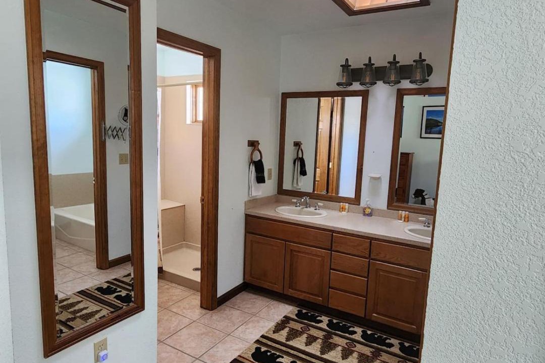 Photo of Bathroom in Grand Lake