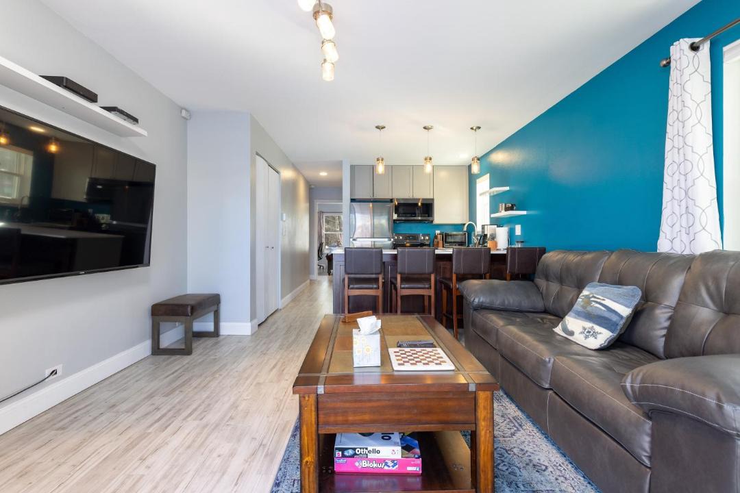 Photo of Livingroom in Summit Cove