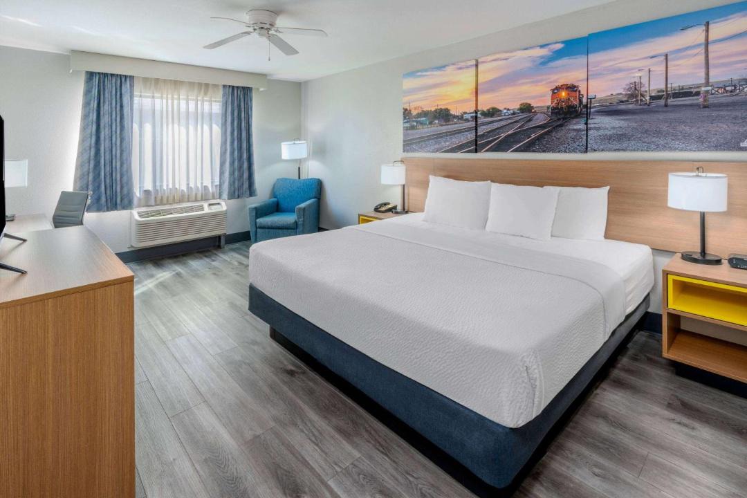 Photo of Bedroom in Lamar