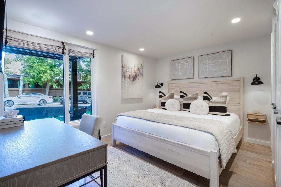 Photo of Bedroom in Aspen