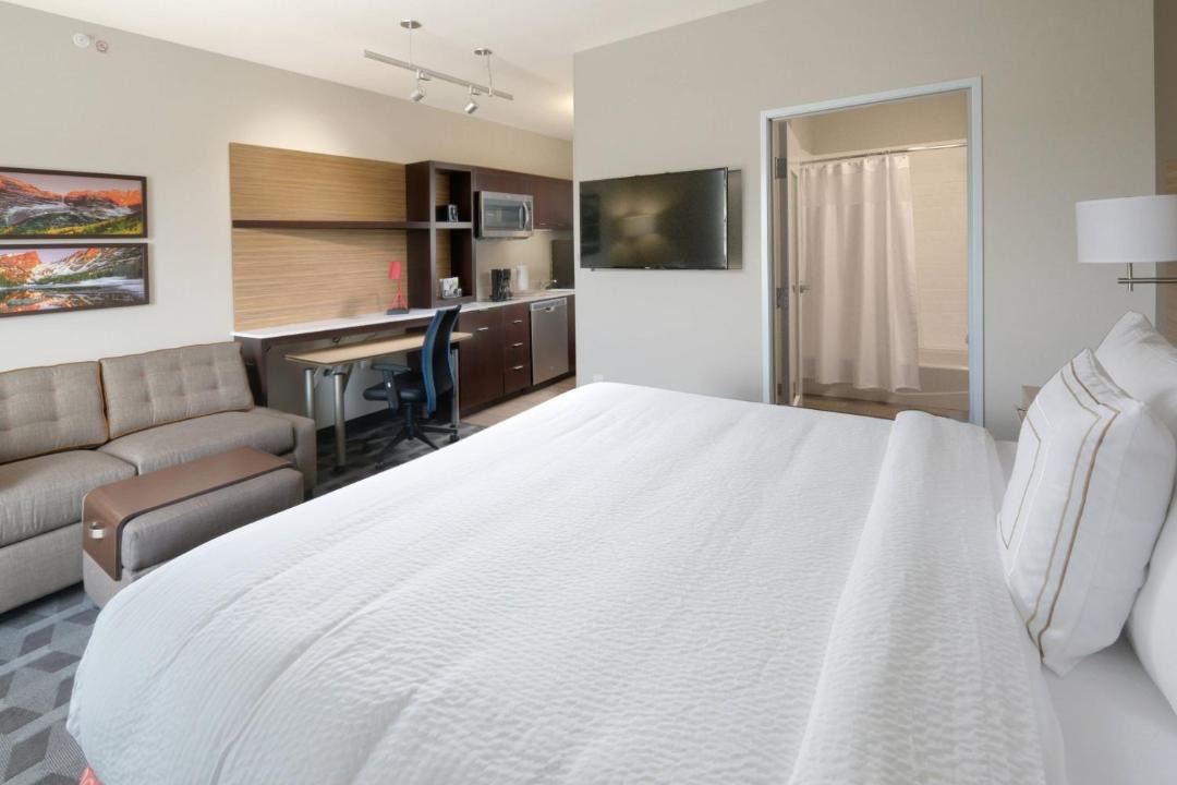 Photo of Bedroom in Lone Tree