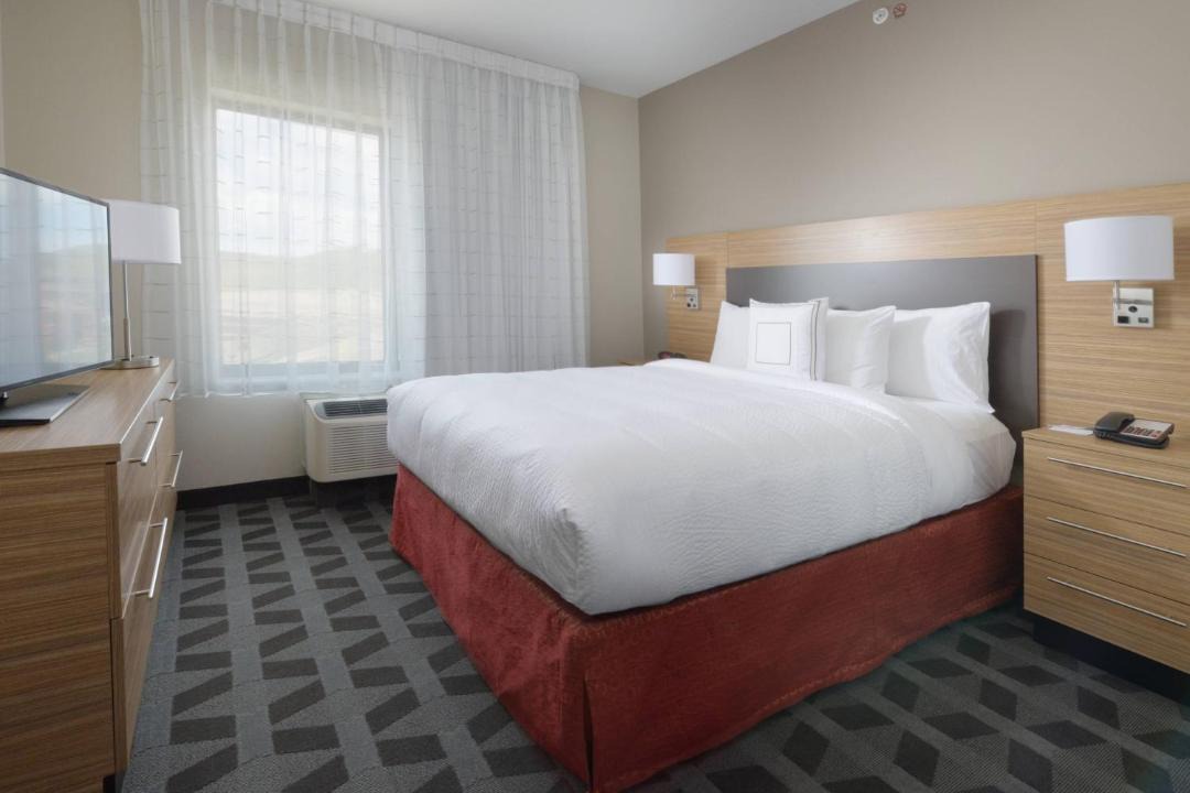 Photo of Bedroom in Lone Tree