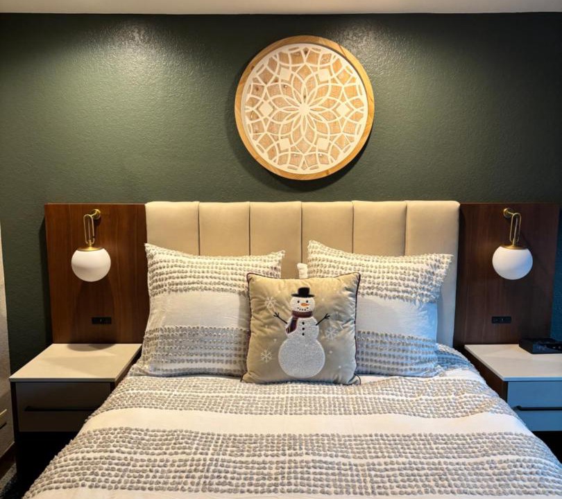 Photo of Bedroom in Peak 9