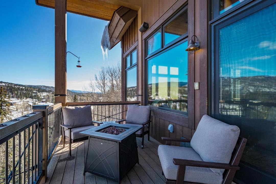 Photo of Patio Balcony in Purgatory