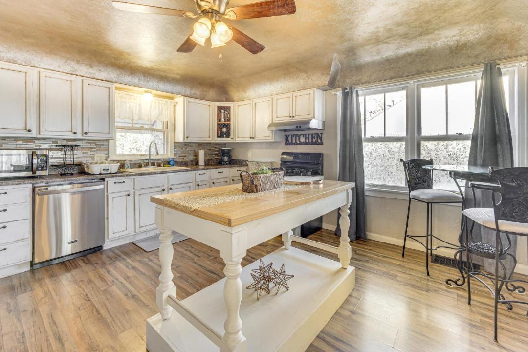 Photo of Kitchen in Pueblo