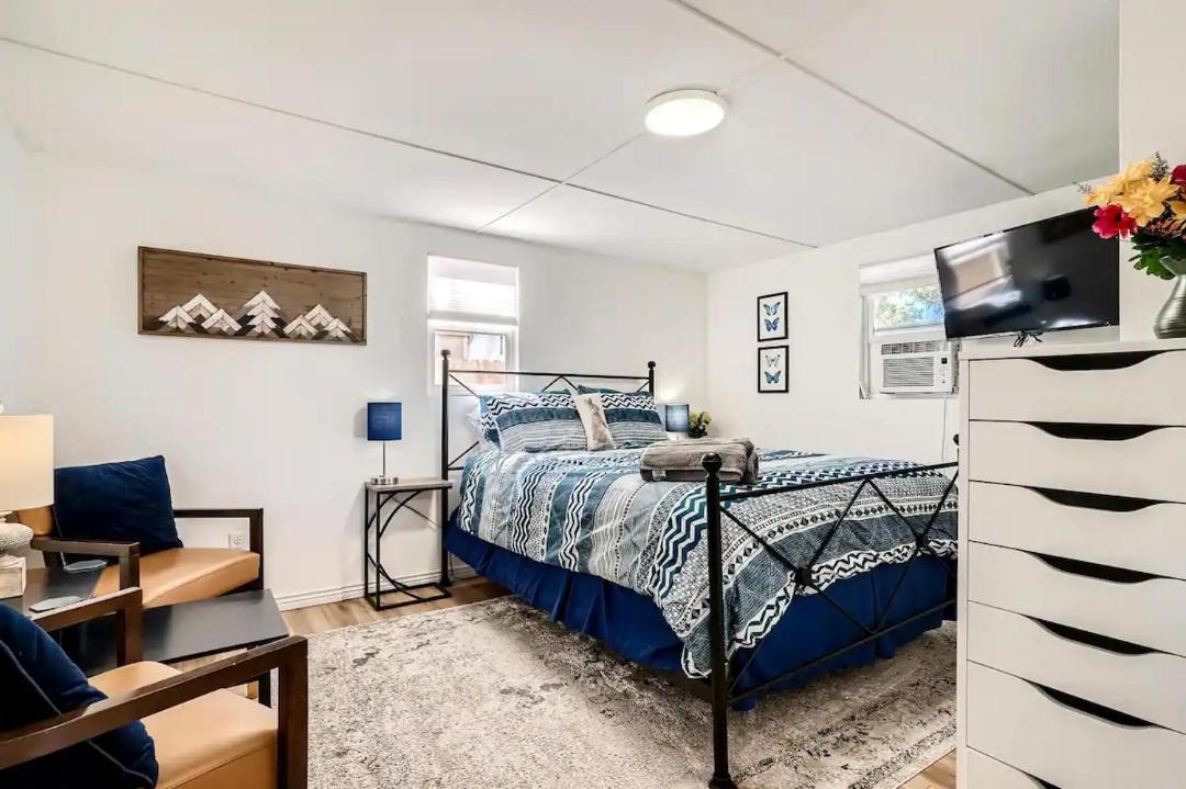 Photo of Bedroom in Mountain View