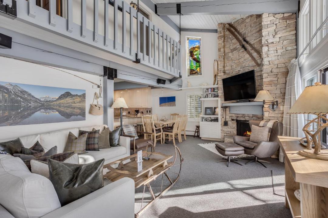 Photo of Livingroom in Snowmass Village