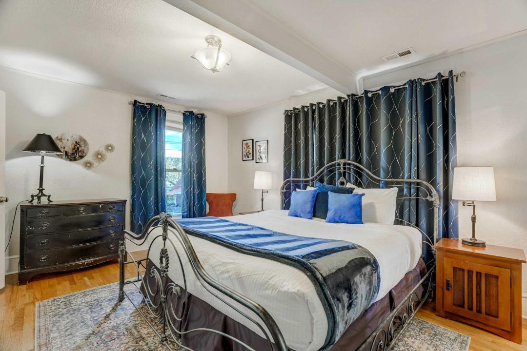Photo of Bedroom in Manitou Springs