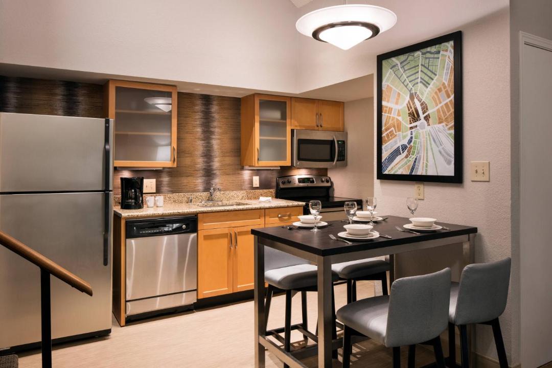 Photo of Kitchen in Glenwood Grove - North Iris
