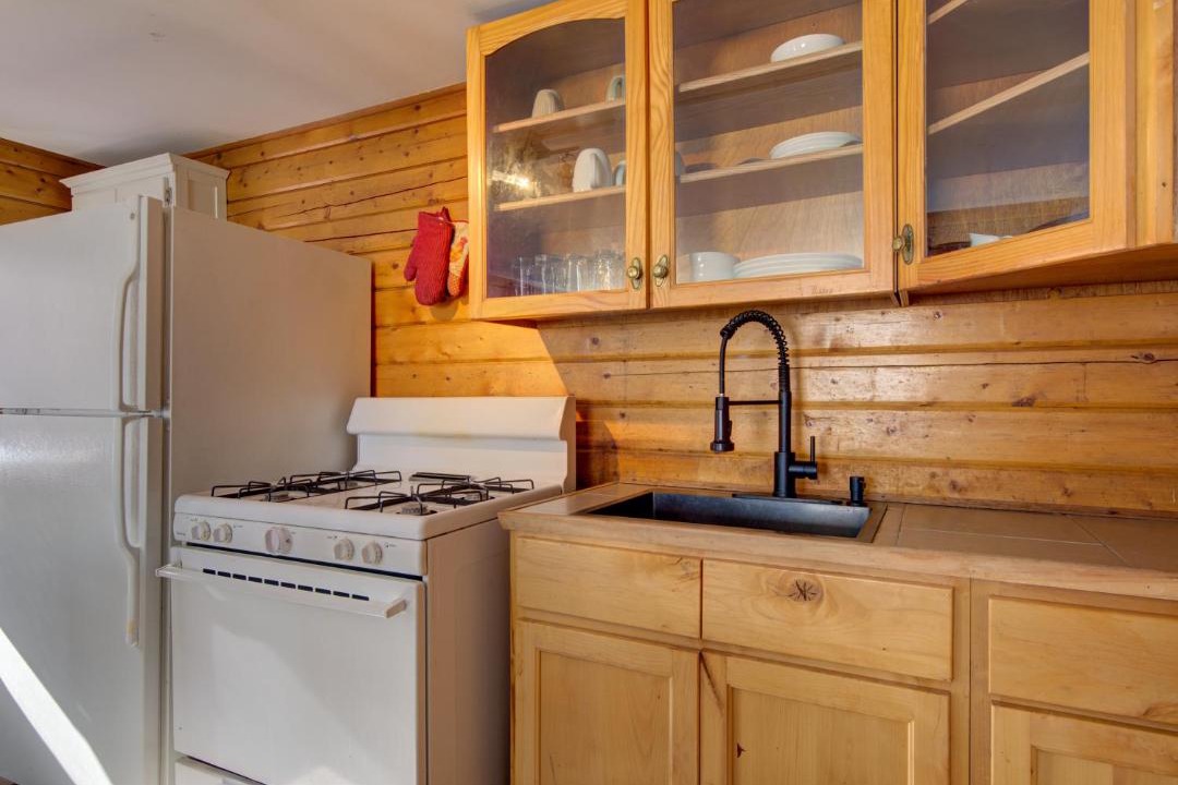 Photo of Kitchen in Twin Lakes