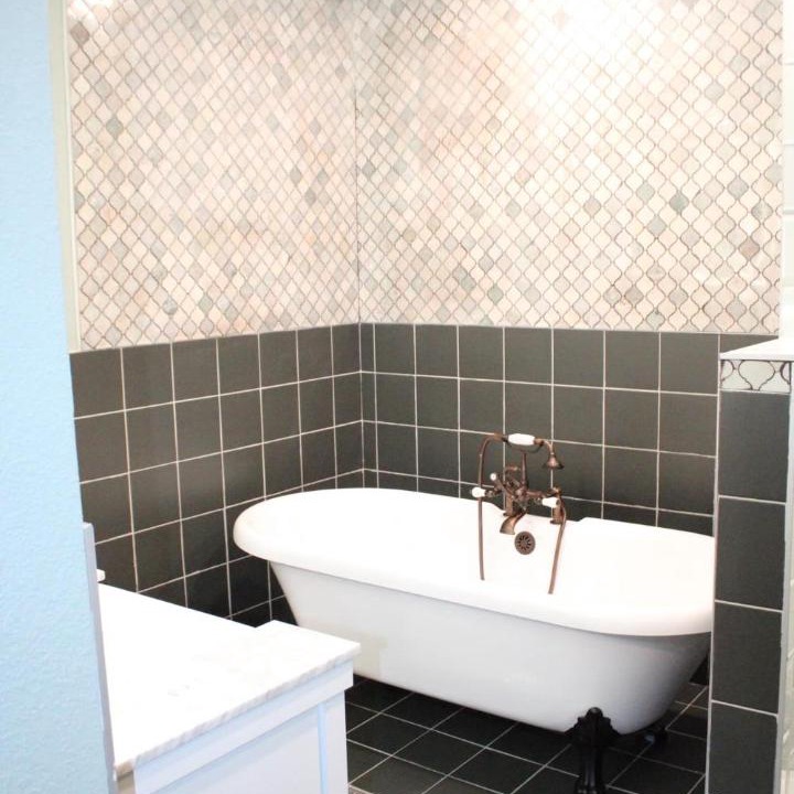 Photo of Bathroom in Lamar