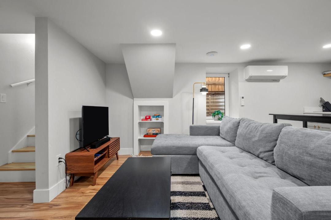Photo of Livingroom in Baker