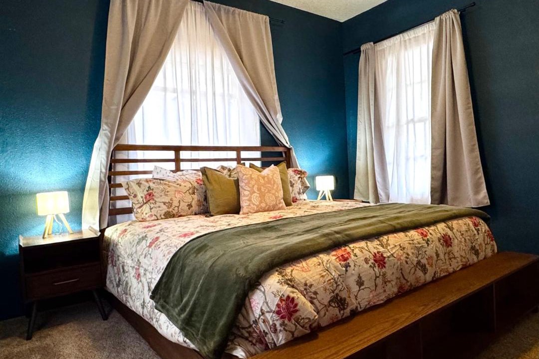 Photo of Bedroom in Central Colorado Springs