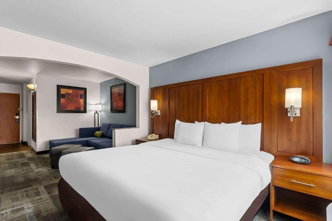 Photo of Bedroom in Englewood