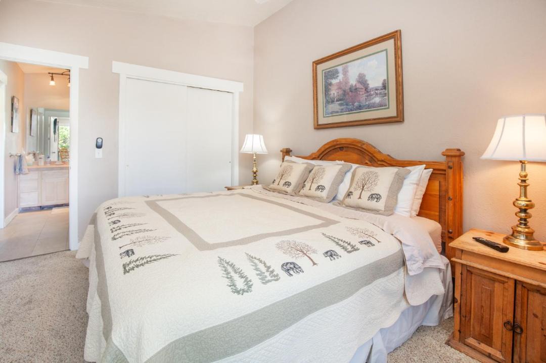 Photo of Bedroom in Dillon