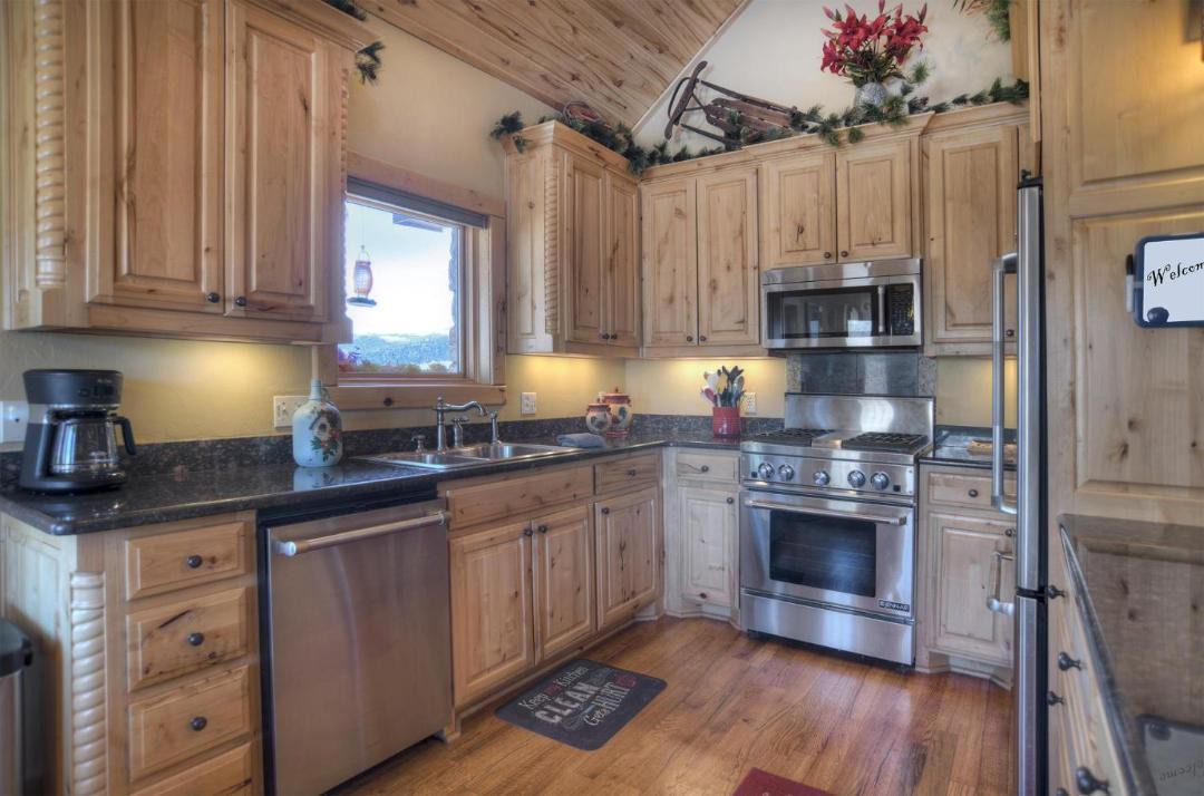 Photo of Kitchen in South Fork