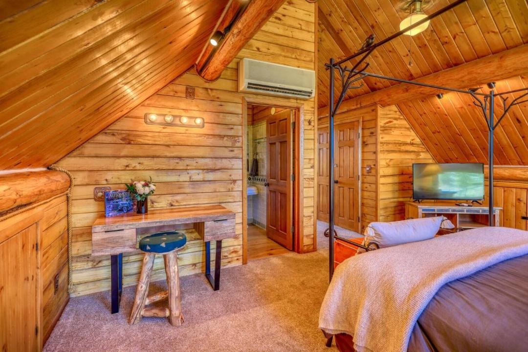 Photo of Bedroom in Pagosa Springs
