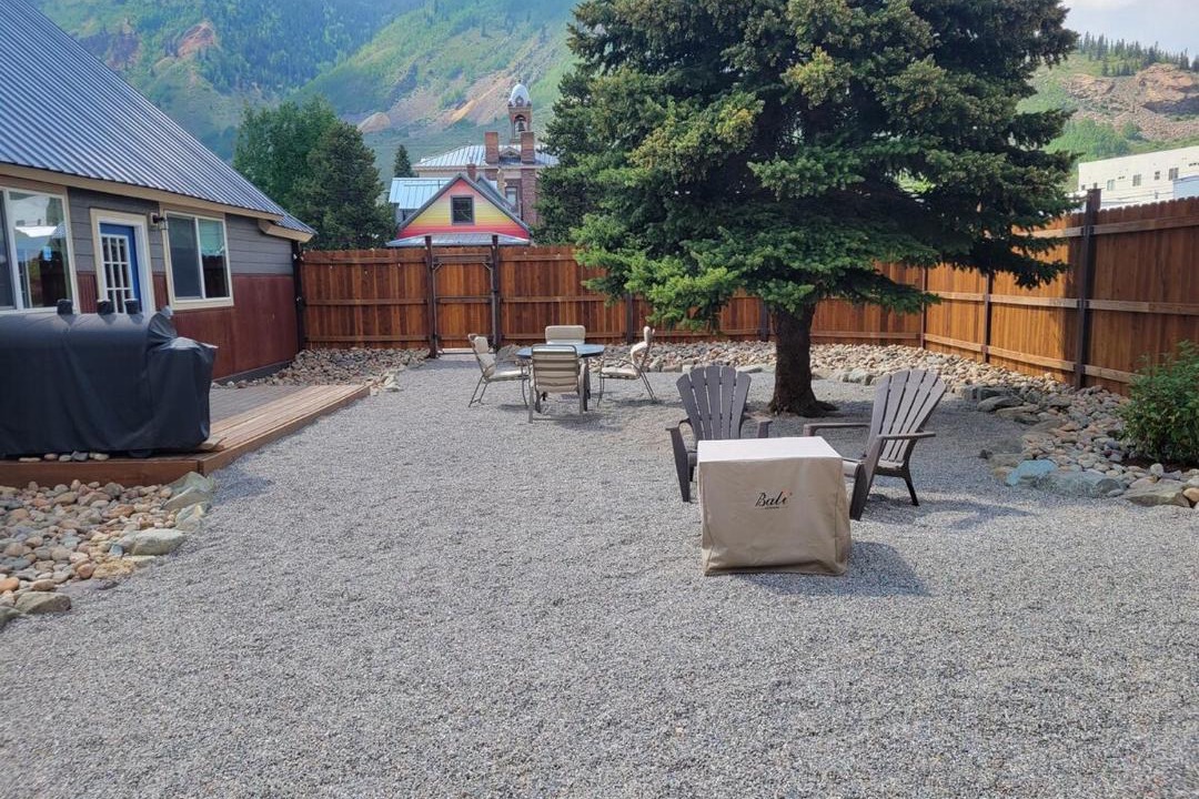 Photo of Others in Silverton