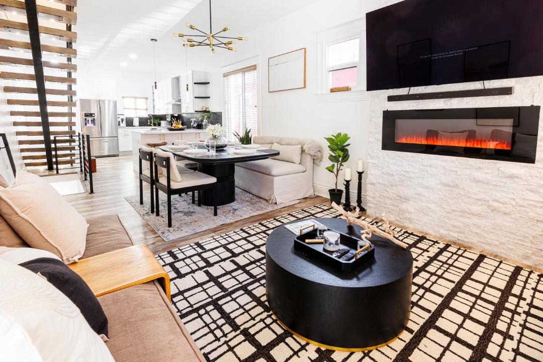 Photo of Livingroom in Highland