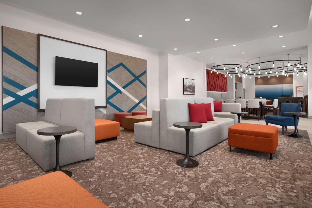 Photo of Livingroom in Dupont